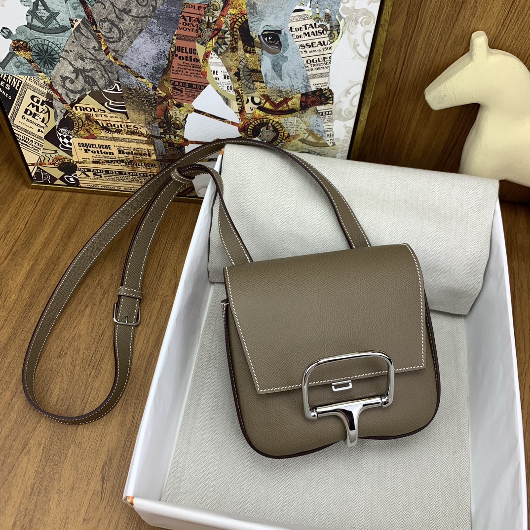 에르메스 델라 카발레리아 미니 앱송 에토프